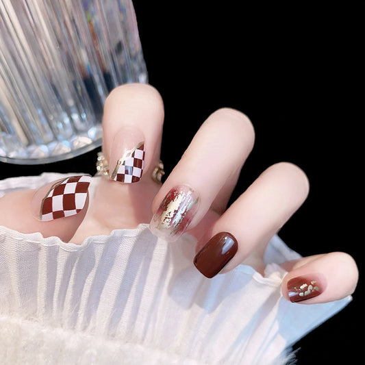 24pcs Brown Sequin Decor Fake Nails Manicure Set Manicure Nails Tips for Girl Reusable Adhesive Nail Art Salon Professionals