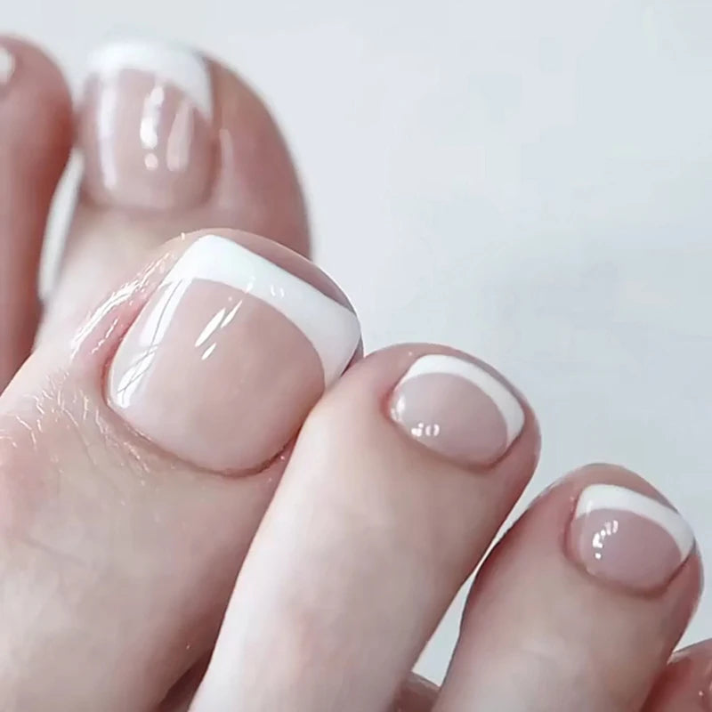 24st False Toes Nails French Square Naken Color Nature Fake Toe naglar Fötter Nagel Tips Artificial Press On Tånaglar för kvinnor 2023