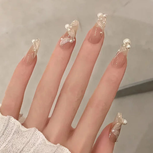 24-stcs draagbare valse nagels met lijm glitter hartvormige strass ontwerpen Volledige hoes nagelstips acryl nep nagels druk op