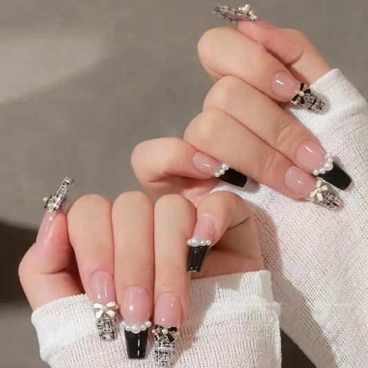 Herbst Französische falsche Nägel mit Schmetterling Perlendekor Braut gefälschte Nagel tragbare Presse auf Nägeln Coffin Ballet Nagel Tipps für Mädchen