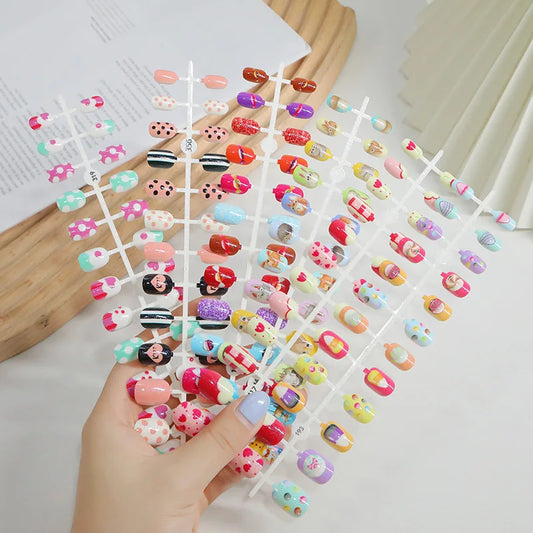 24P/Strip Kids Series Cartoon Cute Wearing Fake Nails Strips Acrylic Full Cover Press on Nail Tips Removable Stick on NailsFalse