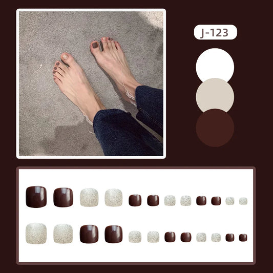 24 piezas Coffee Gold Short Press en uñas de los pies completos uñas falsas artificiales Arte con simple diseño de uñas de diseño