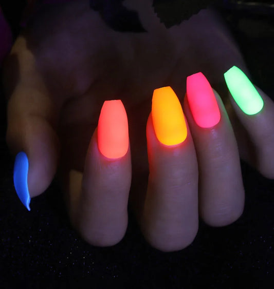 YIKOOLIN Green Fluorescent Nail Art Tips Glow-In-Dark Luminous Fake Nails Ballet Press On Nails Set Detachable Fingersnails