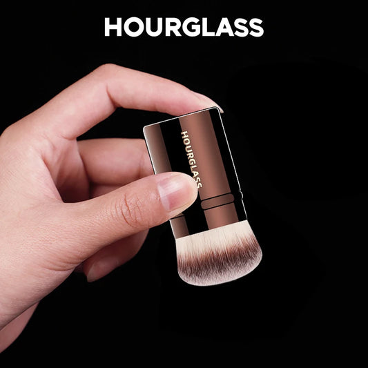Hourglass Makeup Brush- No.23 Retractable Blush Brush Soft and Skin-friendly Fiber Hair Fashion Design Single Face Brush