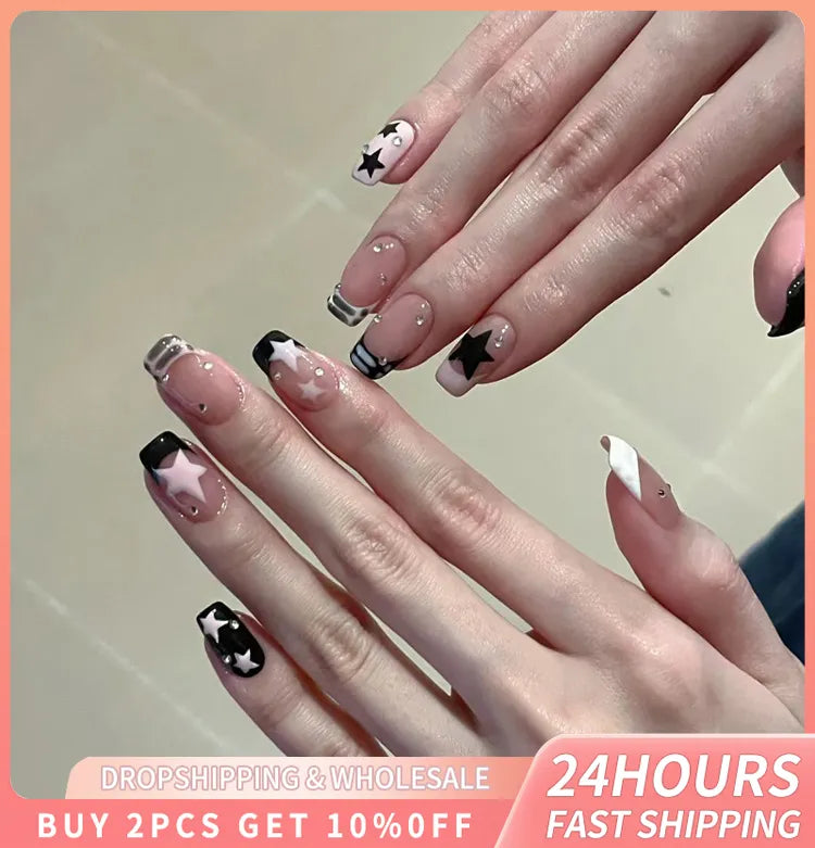 24pcs Black Pink False Nails Ballerina Wedable Fute Nails più stili Decorazioni manicure Star Star Y2K Design Finito