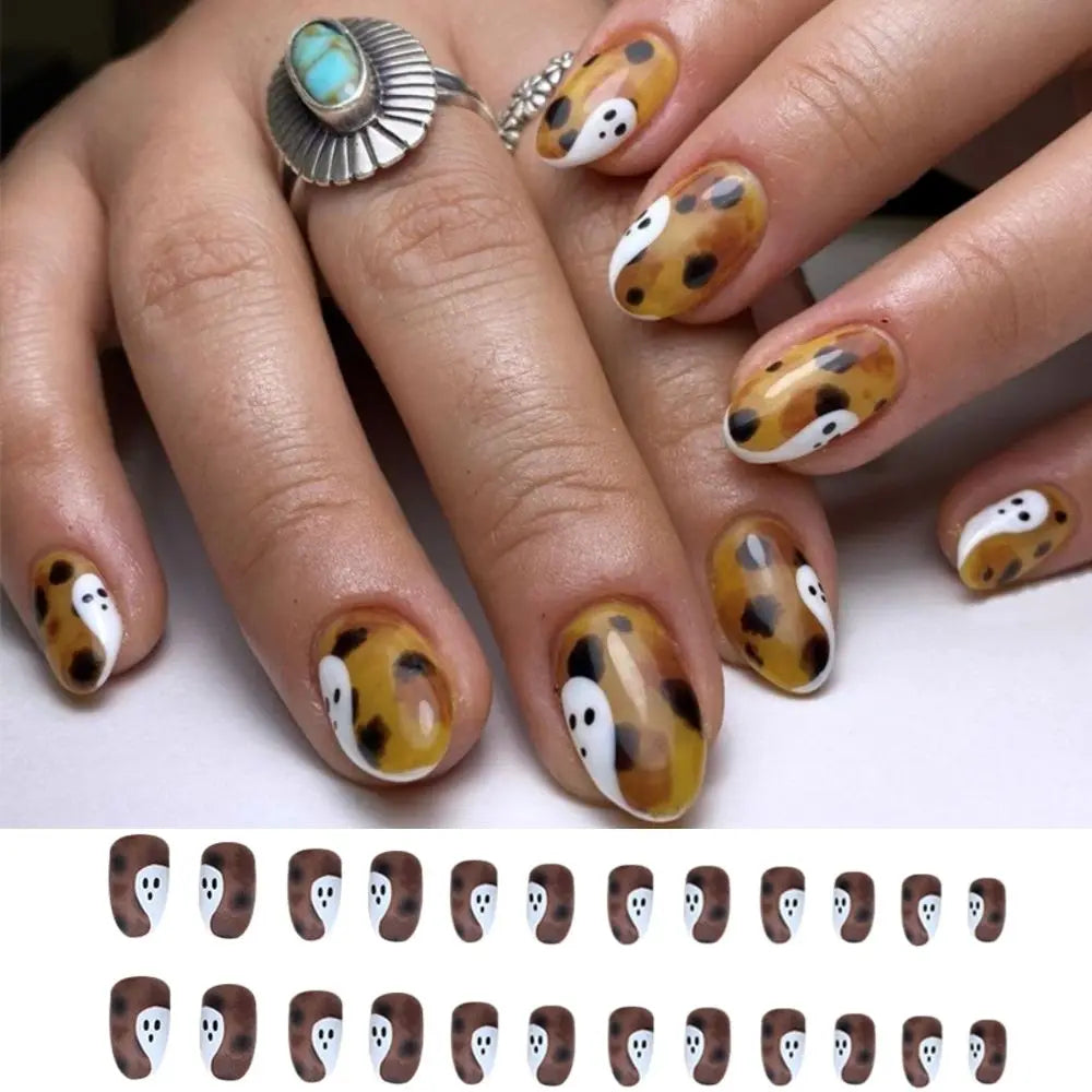 24pcs Appuyez sur des ongles Faux Nails Couverture complète Impression Simple French Halloween Short Faux Nails Round Head
