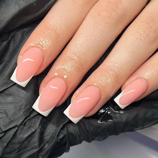 24 st -löstagbar kista falska naglar mjölkig gradient bärbar kort fransk ballerina falska naglar DIY Tryck på nagelkonstspetsen