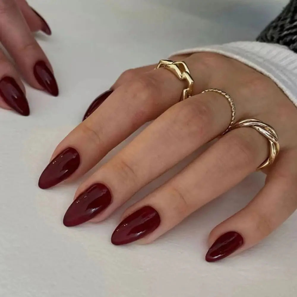 Long Almond Falsa Nails Manicure Simple French Press en las uñas Color Cherry Definicio de color Diy falso