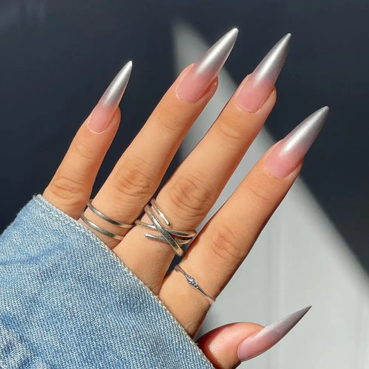 24 PCS / boîte Long Stiletto Conseils de ongles Gradient Black Wear Couverture Patchs de manucure Appuyez sur Nail Art Tips Girls Faux Fingernails