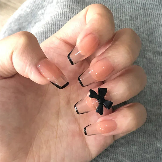 24st Black Farterfly Fake Nails Full Cover Almond Manicure Löstagbara nagelförsörjningar Y2K Style Professional Artifical False Nail