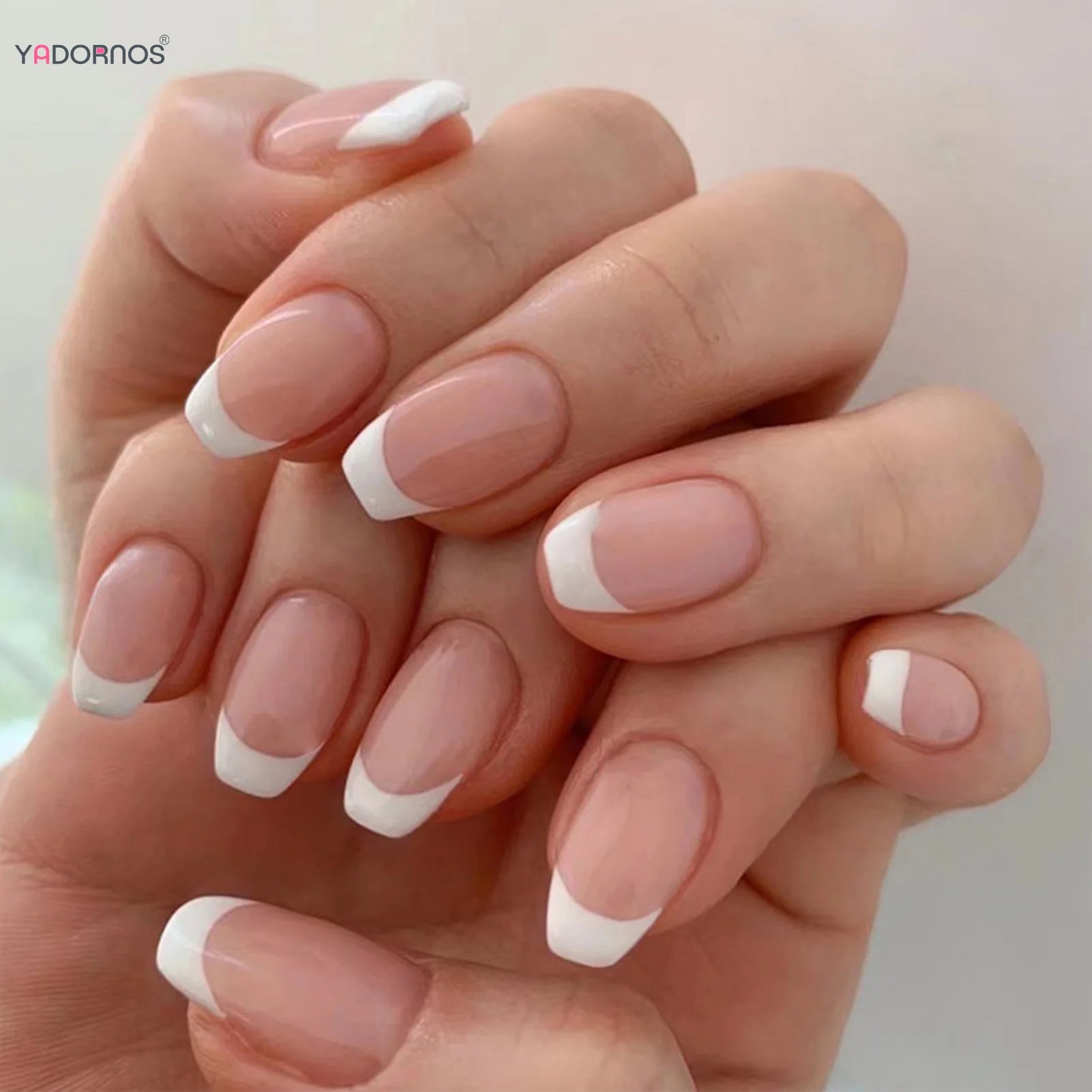 24 stks kort vierkant valse nagels Franse witte rand eenvoudige volledige cover nep nagels afneembare stick-on nagel tips diy manicure