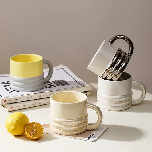 Coppia di caffè in ceramica a tazza di piastra in stile Nordico alla moda e resistente