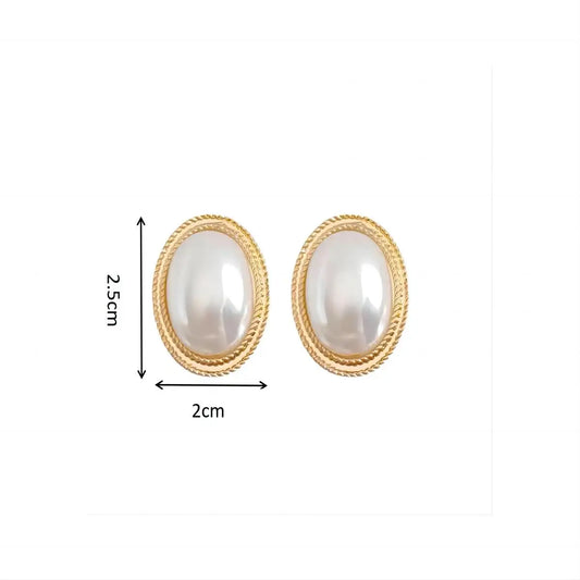 Vintage Hepburn Baroque Imitation Pearl Earrings Oval Style Versatile Earstuds Eardrop Women Girls Present