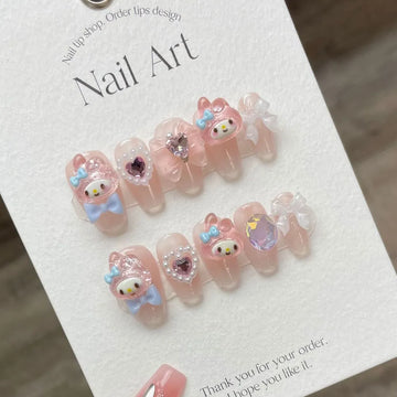 Presque rose kawaii à la main sur des ongles courts mignons de conception de fée coréenne couverture complète ongles