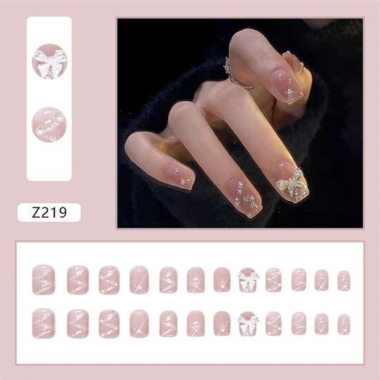 24 pcs/Set tragen kurze falsche Nägel für Mädchen drücken Nagelspitzen Full Cover Acryl mit Diamanten falsche Nägel Kunst