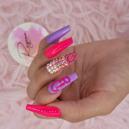 Barbie Press On Nails - Movie Inspired Barbie Manicure Trends 2023