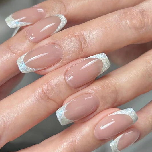 24 piezas Silver Glitter uñas falsas artificiales con pegamento dulce y2k uñas falsas con diseños extraíbles de la prensa francesa en las uñas