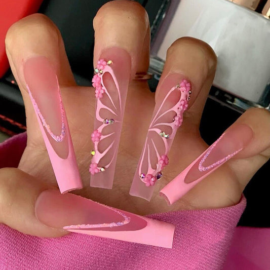 24 st/set rosa fjäril falska naglar med glitter diamantdesign långa franska kista tips faux ongles tryck på falsk nagelförsörjning