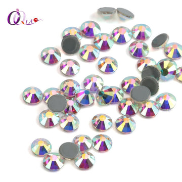 Qiao hotfix rhinestones för kläder högkvalitativa kristall ab järn på strass nagel glas sten diy stövlar ст д оеж оежыы