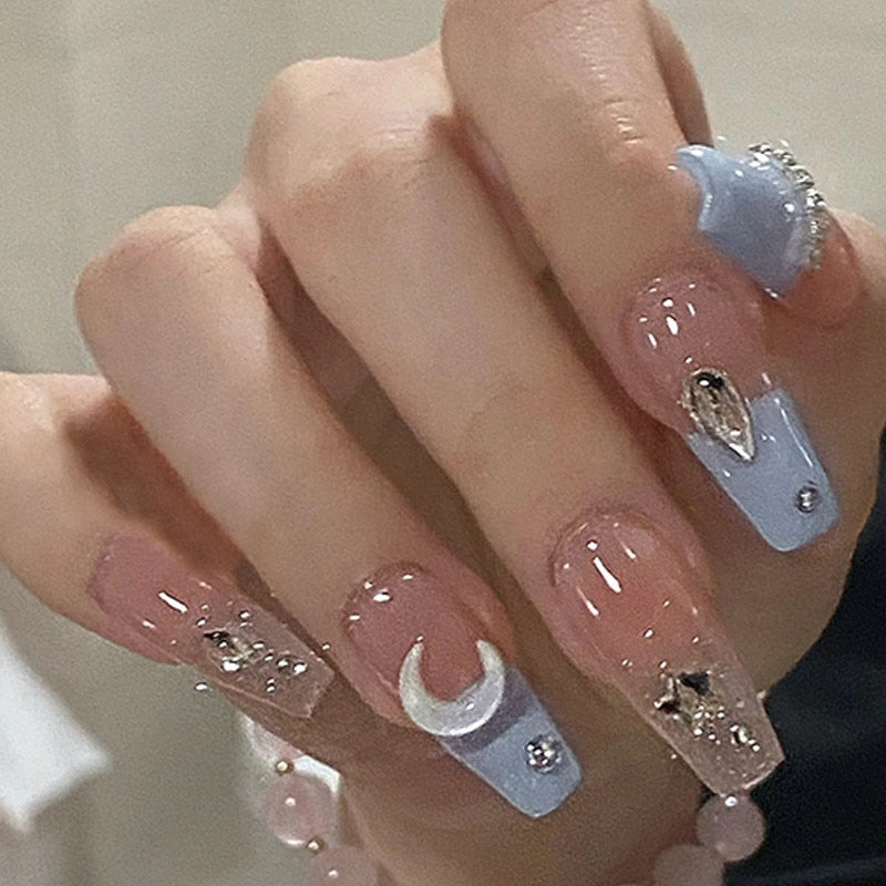 24 st -löstagbara falska naglar strass blå bärbara falska naglar fullt omslag nagelspetsar falsk nagel med måndesignpress på naglar