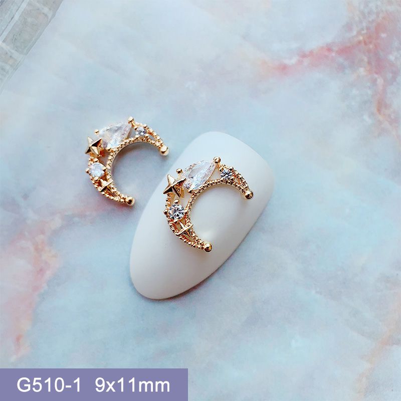 10pcs Saturn Planet Moon Nail Charms Jewelry Luxury Nail Parts Gems Stones Crystal Rhinestones Nail Art Decoration Accessories